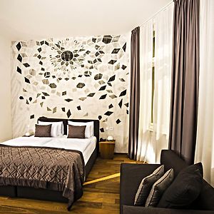 Superior Double or Twin Room Square View